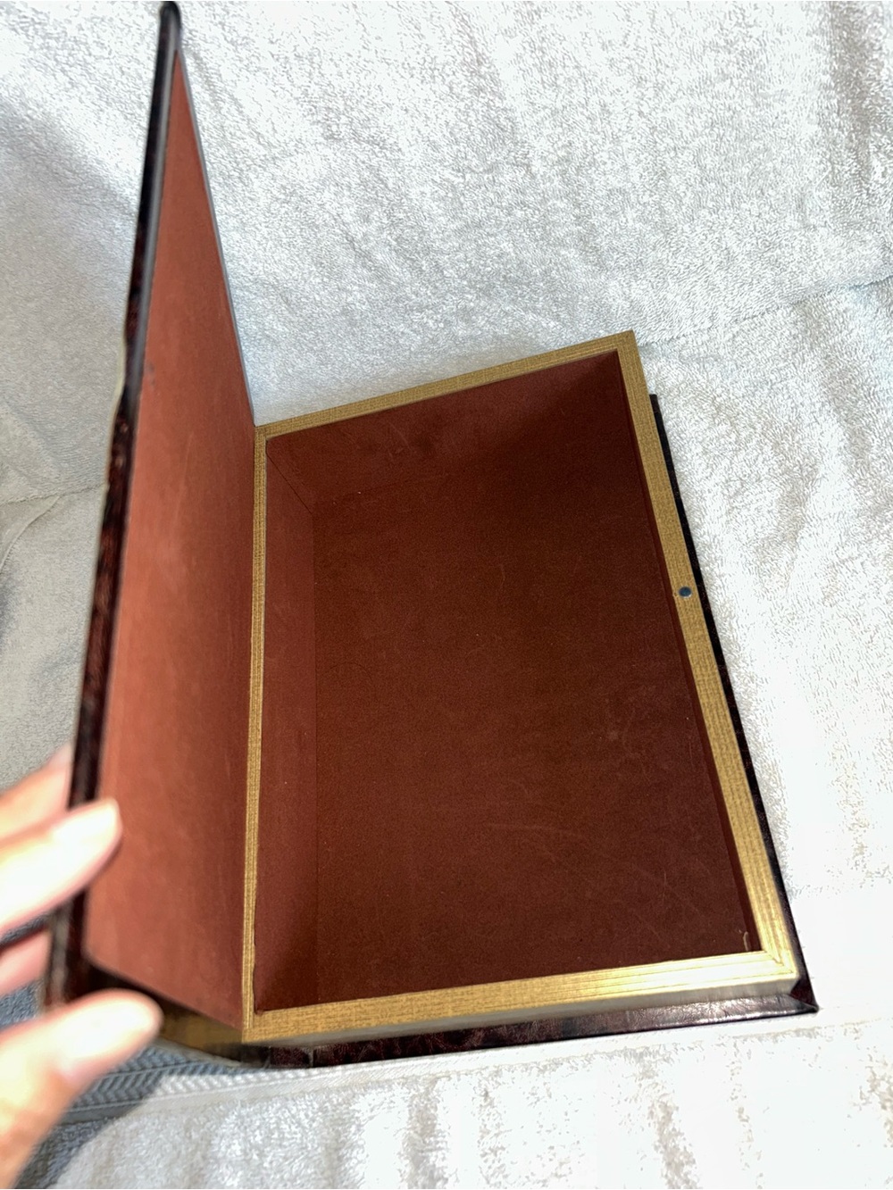 Large Storage Book/ Box - Picture 5 of 13
